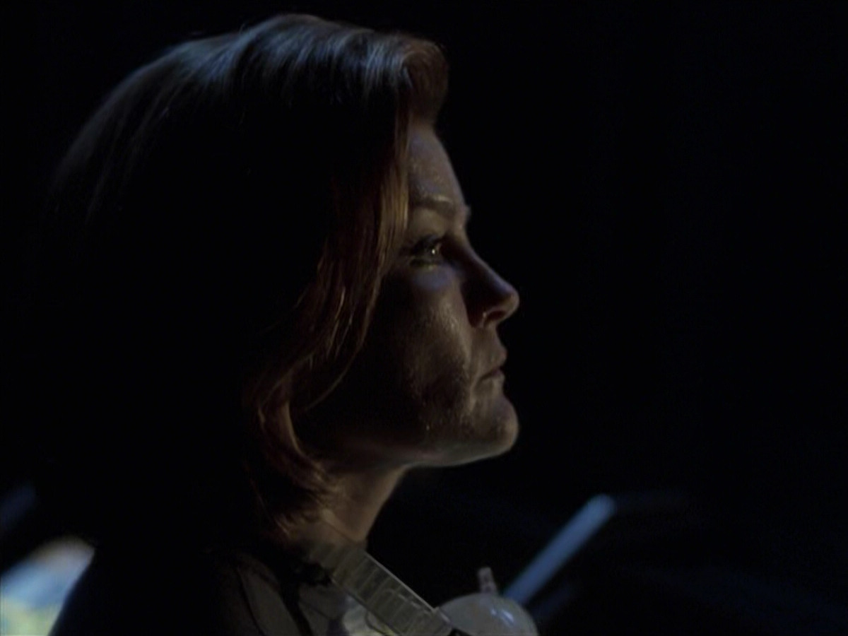 extant_StarTrek_VOY_6x25-TheHauntingOfDeckTwelve_02984.jpg