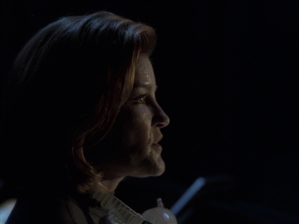 extant_StarTrek_VOY_6x25-TheHauntingOfDeckTwelve_03005.jpg