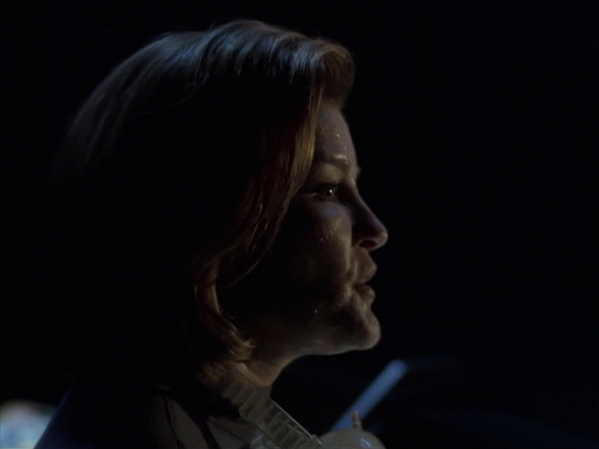 extant_StarTrek_VOY_6x25-TheHauntingOfDeckTwelve_03015.jpg