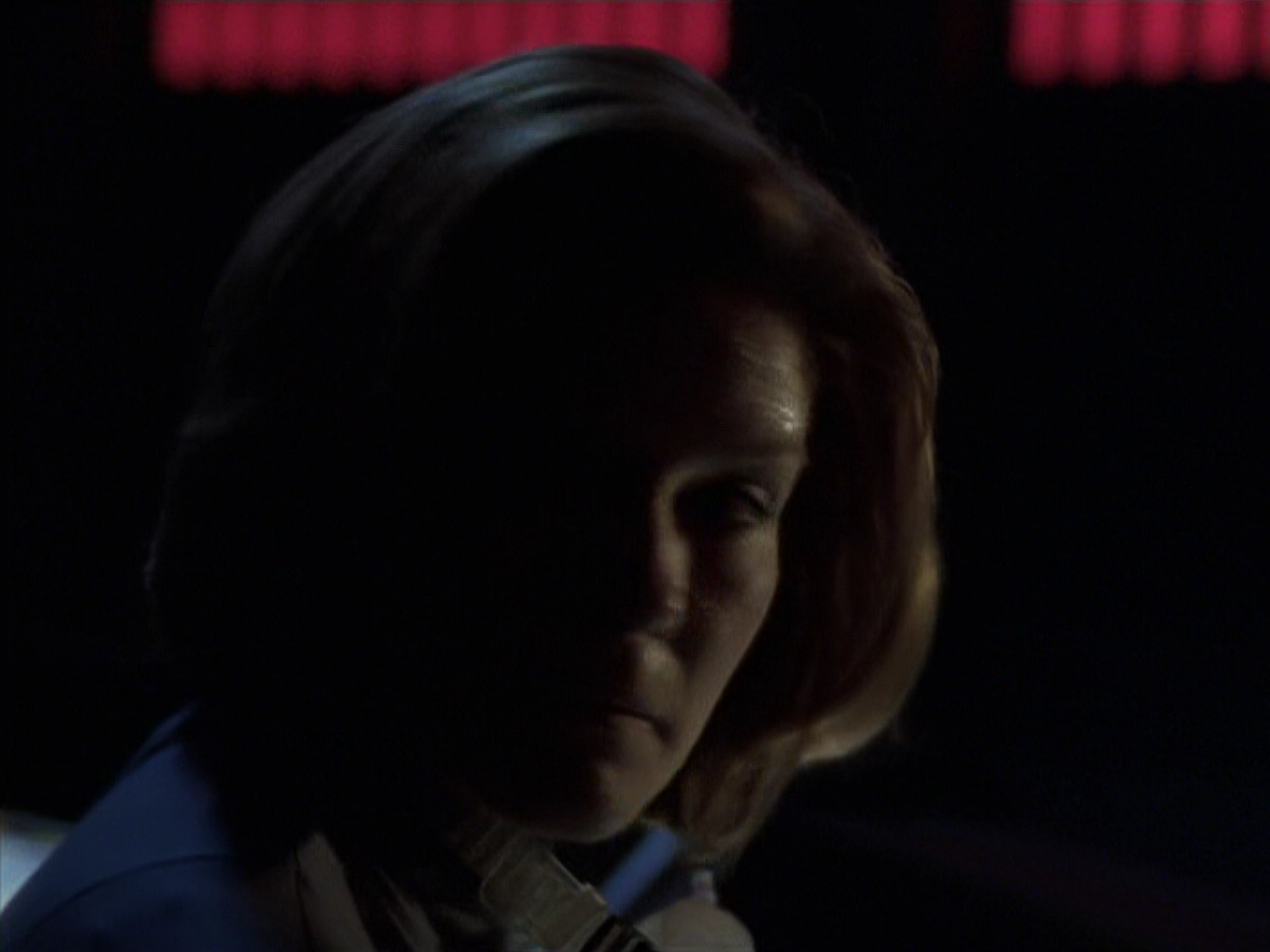 extant_StarTrek_VOY_6x25-TheHauntingOfDeckTwelve_03022.jpg