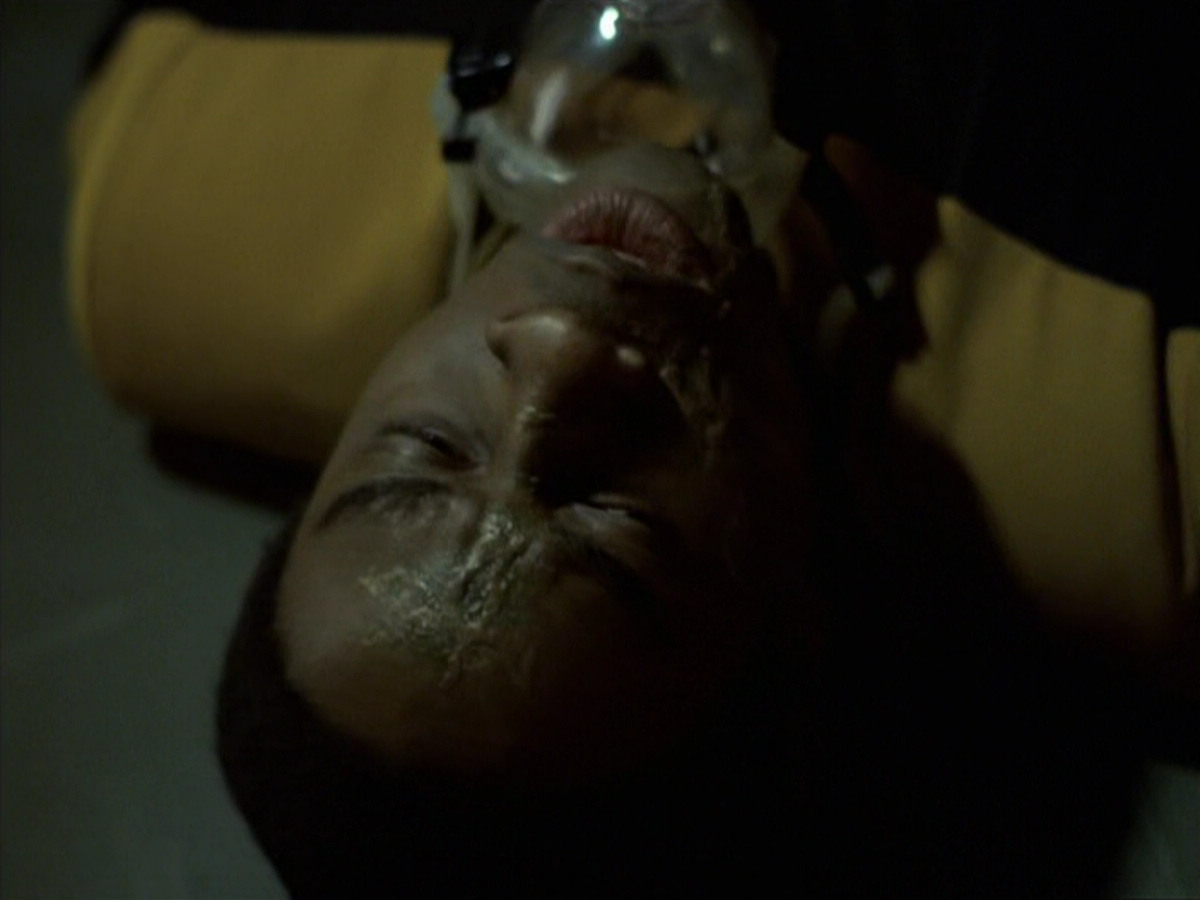 extant_StarTrek_VOY_6x25-TheHauntingOfDeckTwelve_03132.jpg
