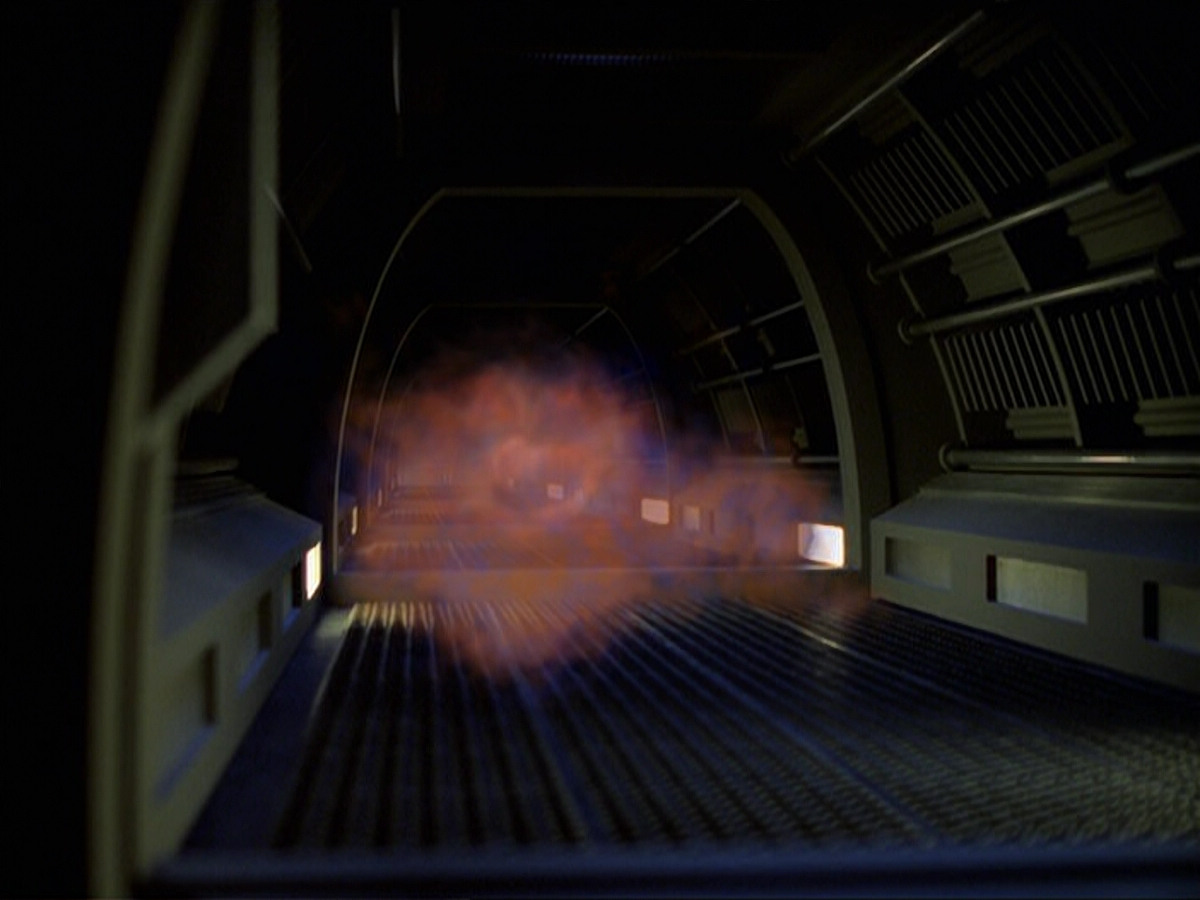 extant_StarTrek_VOY_6x25-TheHauntingOfDeckTwelve_03167.jpg