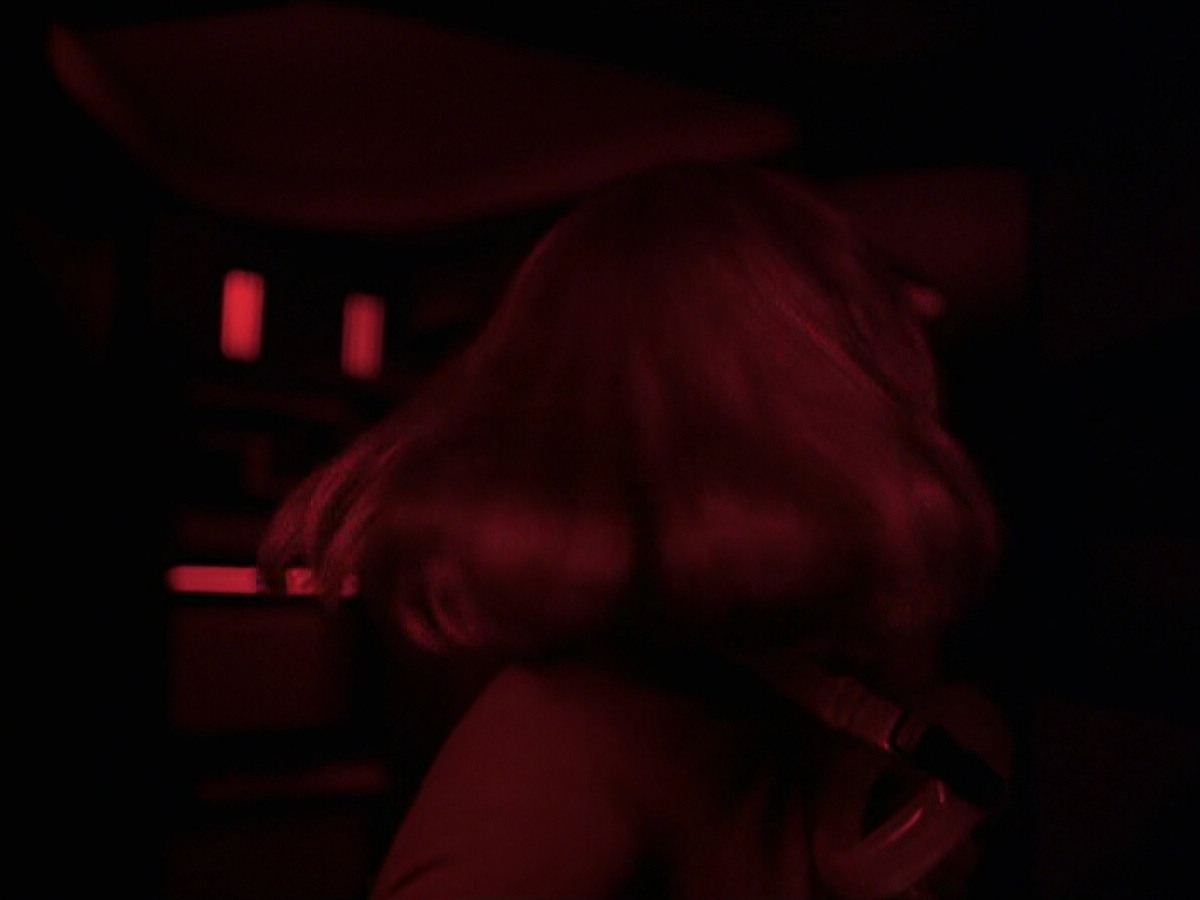 extant_StarTrek_VOY_6x25-TheHauntingOfDeckTwelve_03354.jpg
