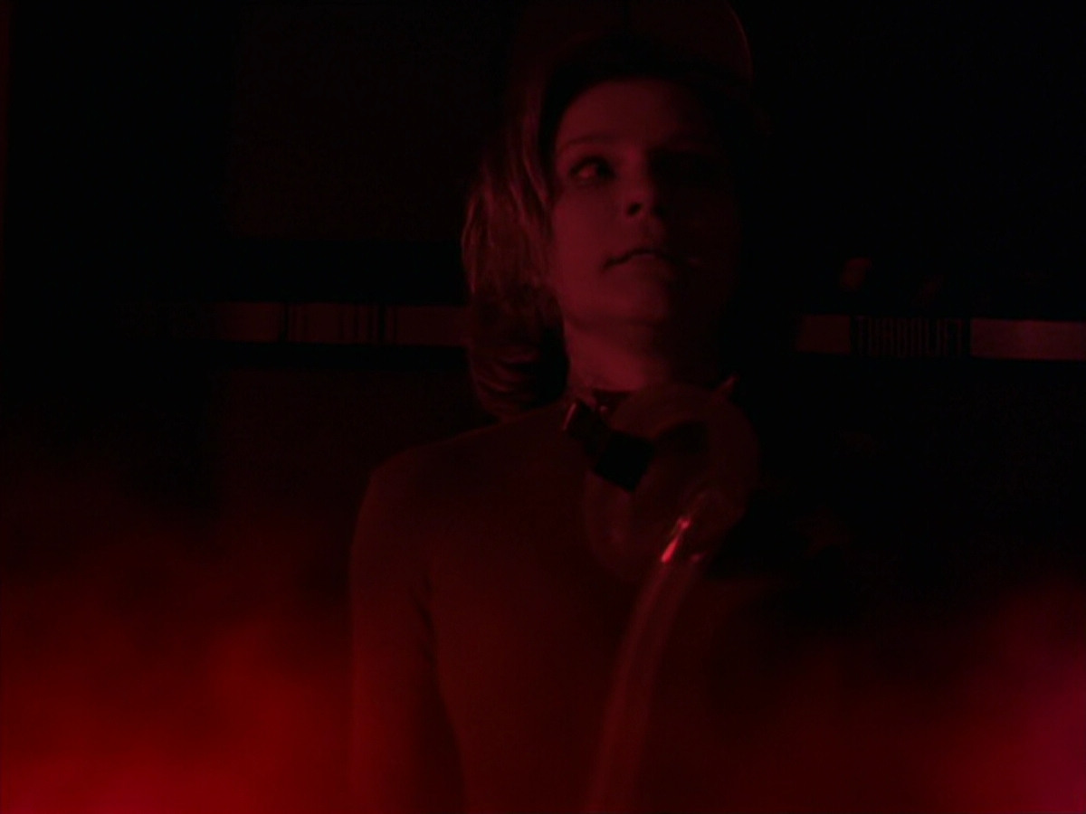 extant_StarTrek_VOY_6x25-TheHauntingOfDeckTwelve_03374.jpg