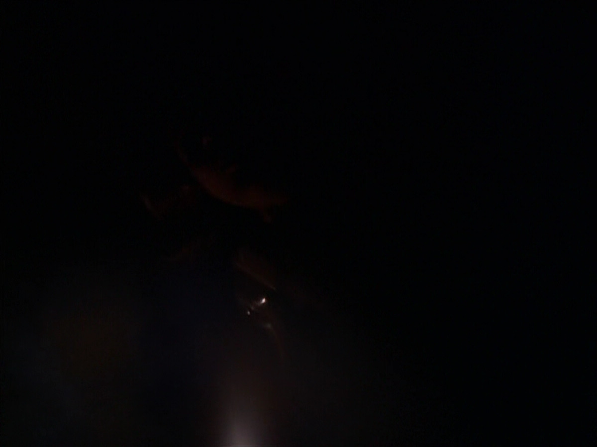 extant_StarTrek_VOY_6x25-TheHauntingOfDeckTwelve_03430.jpg