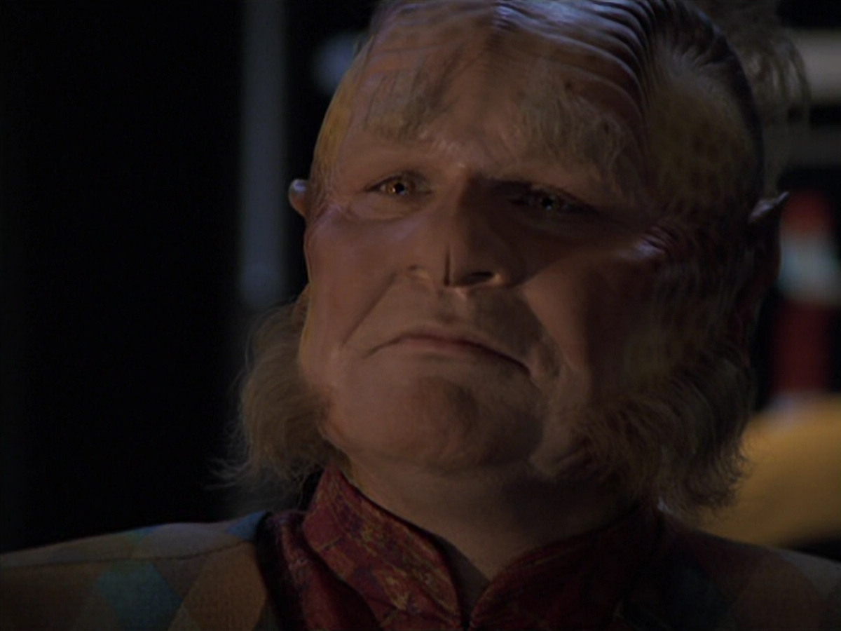 extant_StarTrek_VOY_6x25-TheHauntingOfDeckTwelve_03631.jpg