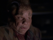 extant_StarTrek_VOY_6x25-TheHauntingOfDeckTwelve_00624.jpg