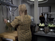extant_StarTrek_VOY_6x25-TheHauntingOfDeckTwelve_00644.jpg