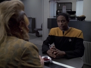 Filename=extant_StarTrek_VOY_6x25-TheHauntingOfDeckTwelve_00710.jpg
Filesize=169KiB
Dimensions=1200x900
Date added=Jan 03, 2020 extant_StarTrek_VOY_6x25-TheHauntingOfDeckTwelve_00710.jpg
