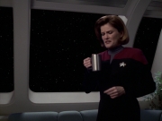 extant_StarTrek_VOY_6x25-TheHauntingOfDeckTwelve_01038.jpg