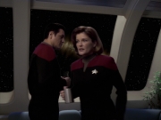Filename=extant_StarTrek_VOY_6x25-TheHauntingOfDeckTwelve_01116.jpg
Filesize=127KiB
Dimensions=1200x900
Date added=Jan 03, 2020 extant_StarTrek_VOY_6x25-TheHauntingOfDeckTwelve_01116.jpg