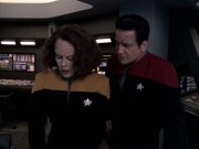 extant_StarTrek_VOY_6x25-TheHauntingOfDeckTwelve_01314.jpg