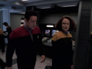 extant_StarTrek_VOY_6x25-TheHauntingOfDeckTwelve_01321.jpg