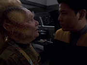 extant_StarTrek_VOY_6x25-TheHauntingOfDeckTwelve_01674.jpg