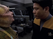 extant_StarTrek_VOY_6x25-TheHauntingOfDeckTwelve_01676.jpg
