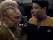 extant_StarTrek_VOY_6x25-TheHauntingOfDeckTwelve_01679.jpg