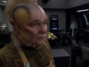 extant_StarTrek_VOY_6x25-TheHauntingOfDeckTwelve_01691.jpg