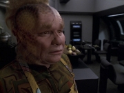 extant_StarTrek_VOY_6x25-TheHauntingOfDeckTwelve_01692.jpg
