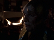 extant_StarTrek_VOY_6x25-TheHauntingOfDeckTwelve_01701.jpg