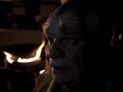 extant_StarTrek_VOY_6x25-TheHauntingOfDeckTwelve_01704.jpg