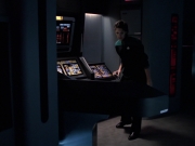 extant_StarTrek_VOY_6x25-TheHauntingOfDeckTwelve_01706.jpg