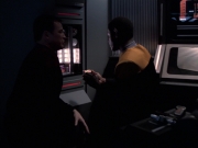 extant_StarTrek_VOY_6x25-TheHauntingOfDeckTwelve_01725.jpg