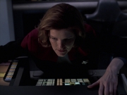 extant_StarTrek_VOY_6x25-TheHauntingOfDeckTwelve_01747.jpg