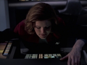 extant_StarTrek_VOY_6x25-TheHauntingOfDeckTwelve_01756.jpg