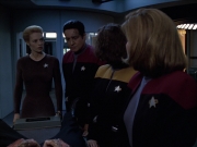 extant_StarTrek_VOY_6x25-TheHauntingOfDeckTwelve_01858.jpg