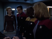 extant_StarTrek_VOY_6x25-TheHauntingOfDeckTwelve_01859.jpg