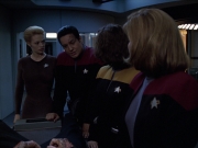 Filename=extant_StarTrek_VOY_6x25-TheHauntingOfDeckTwelve_01865.jpg
Filesize=159KiB
Dimensions=1200x900
Date added=Jan 03, 2020 extant_StarTrek_VOY_6x25-TheHauntingOfDeckTwelve_01865.jpg