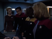 extant_StarTrek_VOY_6x25-TheHauntingOfDeckTwelve_01868.jpg