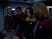 extant_StarTrek_VOY_6x25-TheHauntingOfDeckTwelve_01869.jpg
