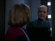 extant_StarTrek_VOY_6x25-TheHauntingOfDeckTwelve_01890.jpg