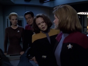 extant_StarTrek_VOY_6x25-TheHauntingOfDeckTwelve_01897.jpg