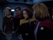 extant_StarTrek_VOY_6x25-TheHauntingOfDeckTwelve_01898.jpg