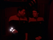 extant_StarTrek_VOY_6x25-TheHauntingOfDeckTwelve_02056.jpg