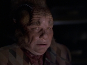 extant_StarTrek_VOY_6x25-TheHauntingOfDeckTwelve_02228.jpg