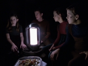 Filename=extant_StarTrek_VOY_6x25-TheHauntingOfDeckTwelve_02284.jpg
Filesize=159KiB
Dimensions=1200x900
Date added=Jan 03, 2020 extant_StarTrek_VOY_6x25-TheHauntingOfDeckTwelve_02284.jpg