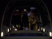 extant_StarTrek_VOY_6x25-TheHauntingOfDeckTwelve_02354.jpg