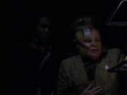 extant_StarTrek_VOY_6x25-TheHauntingOfDeckTwelve_02430.jpg
