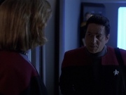 Filename=extant_StarTrek_VOY_6x25-TheHauntingOfDeckTwelve_02716.jpg
Filesize=141KiB
Dimensions=1200x900
Date added=Jan 03, 2020 extant_StarTrek_VOY_6x25-TheHauntingOfDeckTwelve_02716.jpg