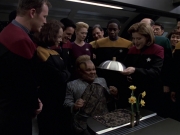 Filename=extant_StarTrek_VOY_6x25-TheHauntingOfDeckTwelve_02806.jpg
Filesize=168KiB
Dimensions=1200x900
Date added=Jan 03, 2020 extant_StarTrek_VOY_6x25-TheHauntingOfDeckTwelve_02806.jpg