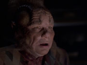 extant_StarTrek_VOY_6x25-TheHauntingOfDeckTwelve_03028.jpg