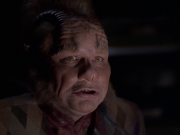 extant_StarTrek_VOY_6x25-TheHauntingOfDeckTwelve_03030.jpg