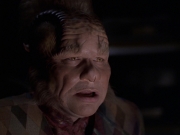 extant_StarTrek_VOY_6x25-TheHauntingOfDeckTwelve_03046.jpg