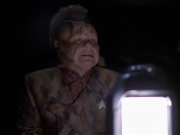 extant_StarTrek_VOY_6x25-TheHauntingOfDeckTwelve_03064.jpg
