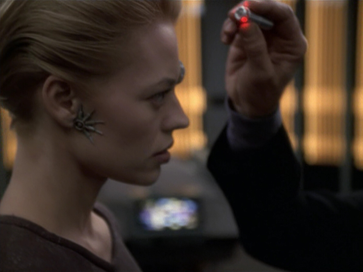 extant_StarTrek_VOY_6x26-UnimatrixZeroPart1_00505.jpg
