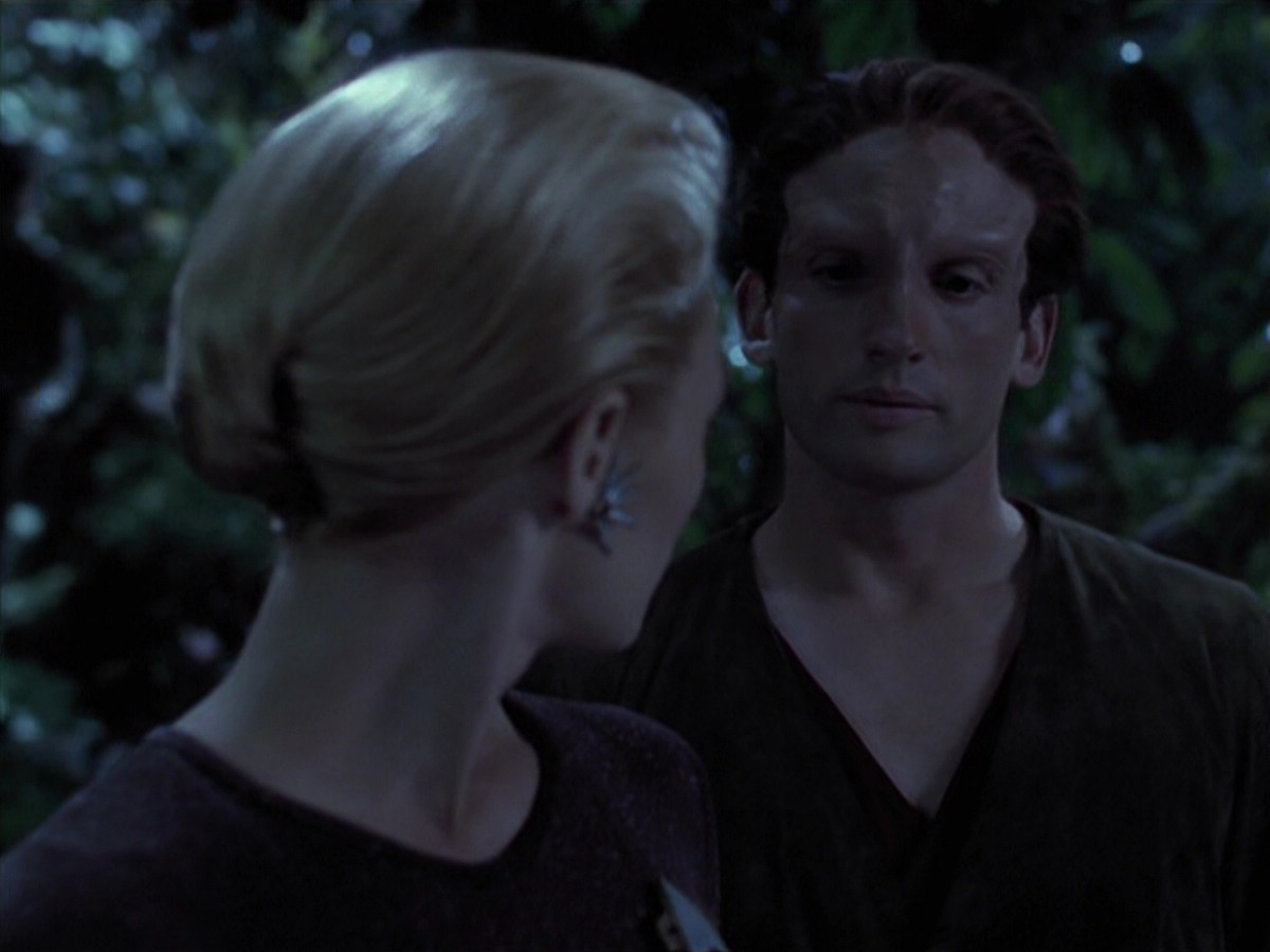 extant_StarTrek_VOY_6x26-UnimatrixZeroPart1_01077.jpg