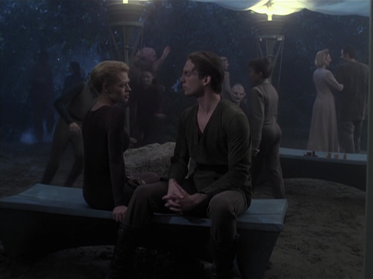 extant_StarTrek_VOY_6x26-UnimatrixZeroPart1_01265.jpg